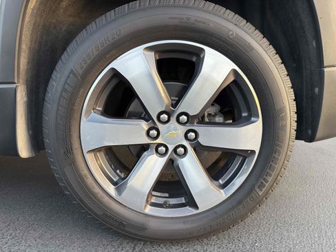 Used 2019 Chevrolet Traverse LT w/ LT Premium Package image 15