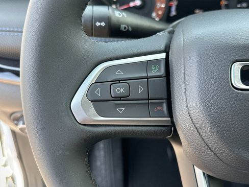 New 2025 Jeep Compass Limited w/ Sun & Sound Group image 30