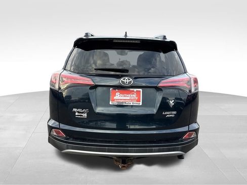 Used 2017 Toyota RAV4 Limited image 4