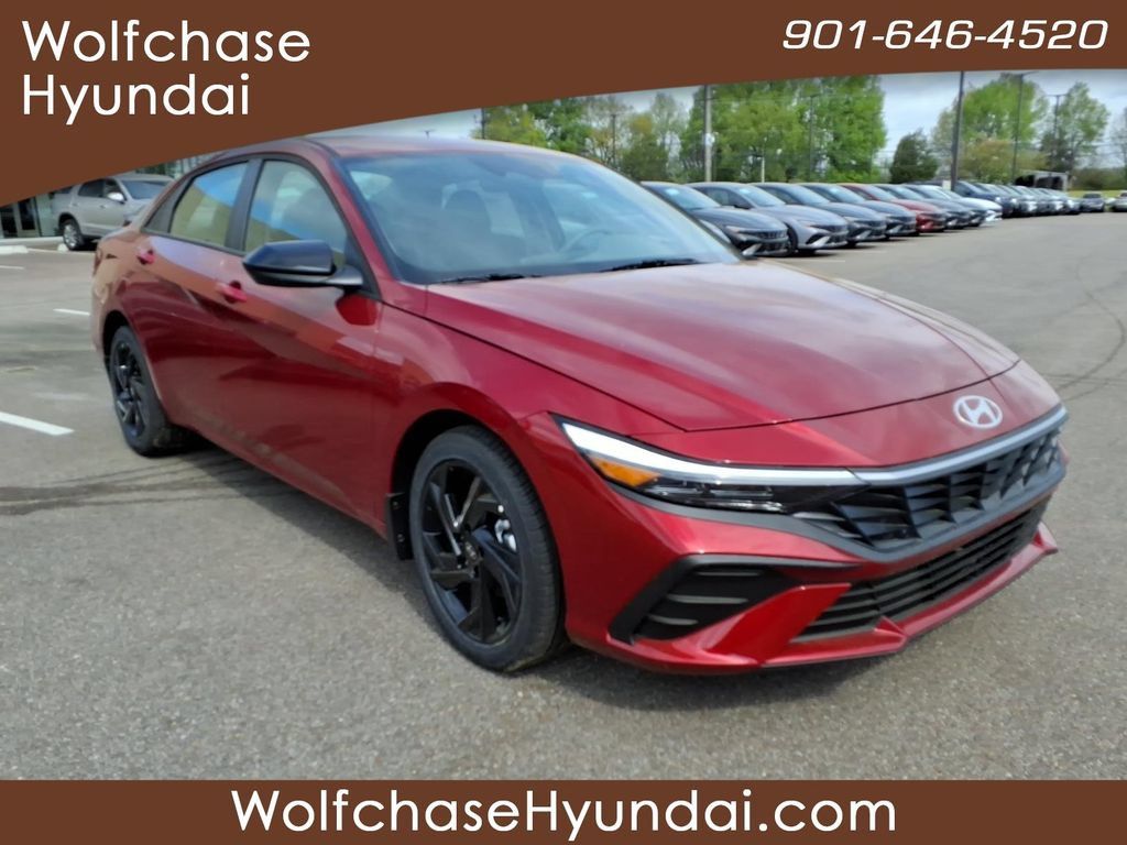 Certified 2026 Hyundai Elantra Sport FWD image 7