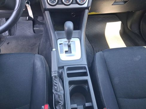 Used 2015 Subaru Crosstrek 2.0i Premium w/ Popular Package #1 AWD/4WD image 15