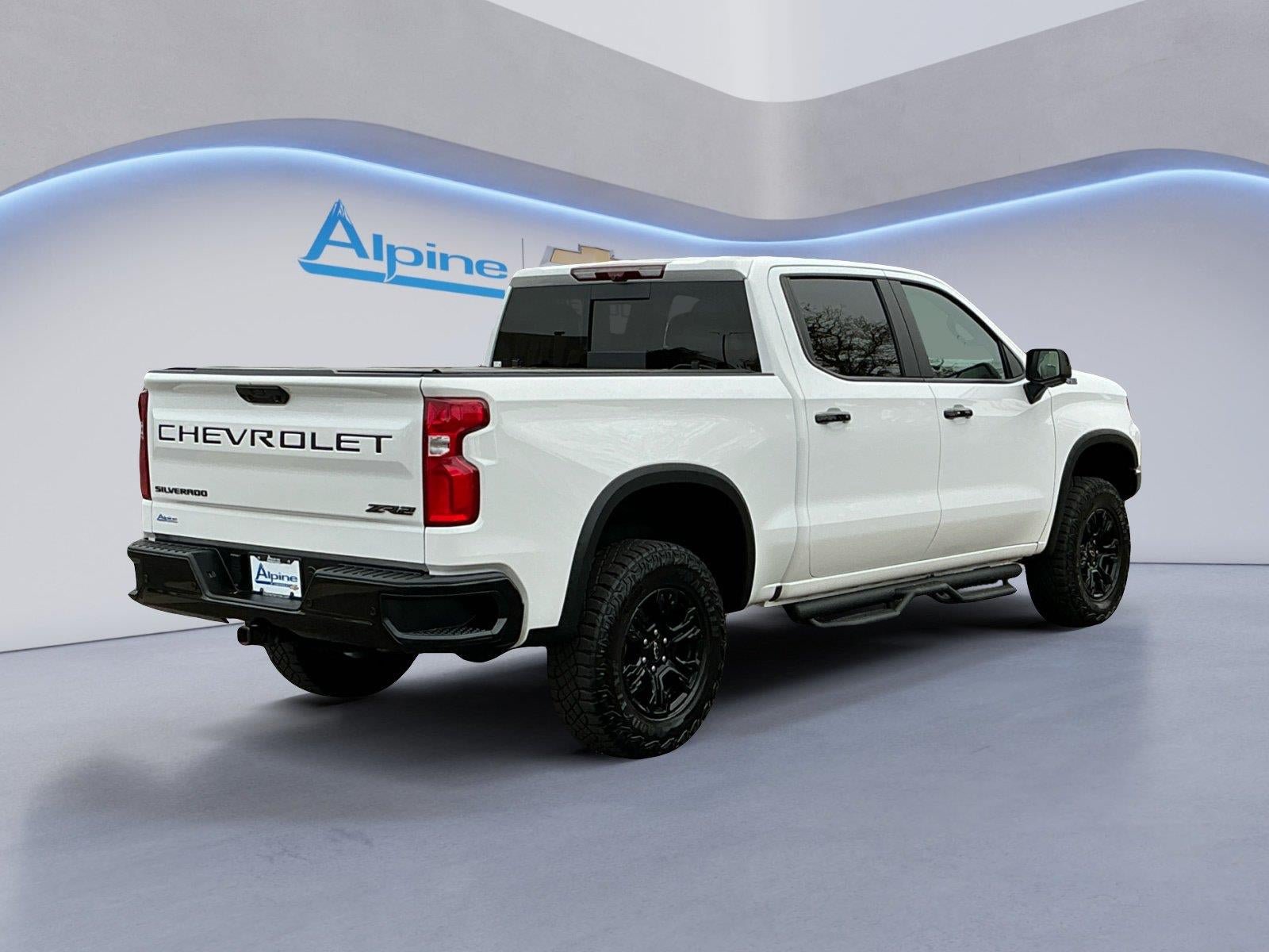 Used 2025 Chevrolet Silverado 1500 ZR2 w/ Technology Package AWD/4WD image 5