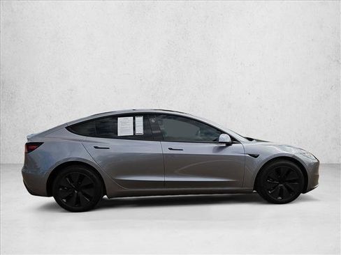 Used 2025 Tesla Model 3 Long Range AWD/4WD image 4