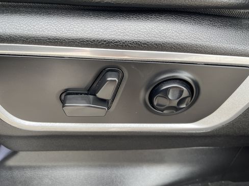 Used 2021 RAM 1500 Laramie w/ Sport Appearance Package AWD/4WD image 37