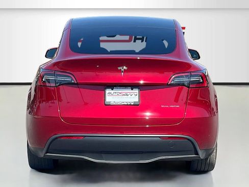 Used 2024 Tesla Model Y Long Range AWD/4WD image 6