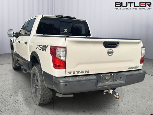 Used 2017 Nissan Titan PRO-4X image 10