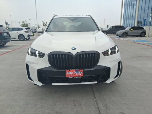 New 2026 BMW X5 sDrive40i w/ M Sport Package RWD image 2