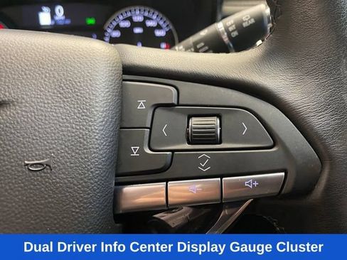 Used 2023 Cadillac XT6 Premium Luxury AWD/4WD image 12