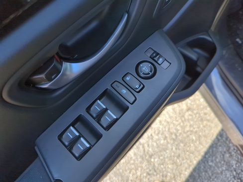 New 2025 Honda Pilot EX-L image 17