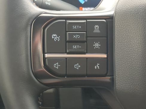 Used 2024 Ford F350 Platinum w/ Tremor Off-Road Package AWD/4WD image 24
