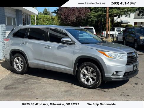 Used 2014 Toyota Highlander LE image 6