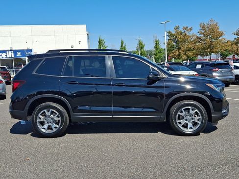 Used 2023 Honda Passport TrailSport image 7