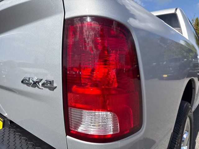 Used 2019 RAM 1500 Big Horn AWD/4WD image 13