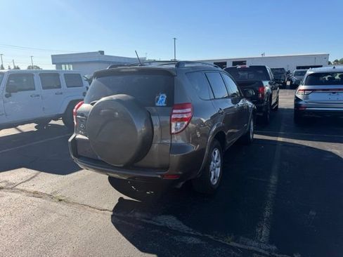 Used 2011 Toyota RAV4 Limited w/ Limited Extra Value Pkg AWD/4WD image 4