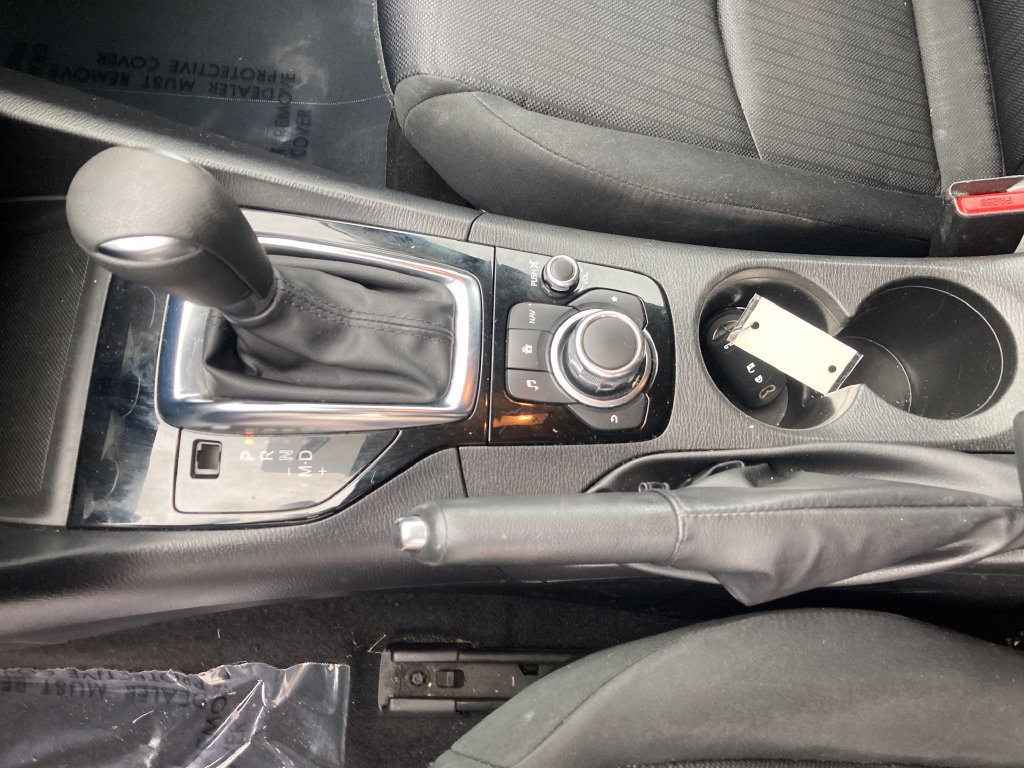 Used 2016 MAZDA MAZDA3 i Sport FWD image 33