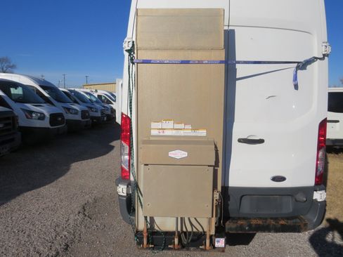 Used 2018 Ford Transit 250 148 High Roof image 18