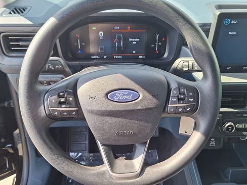 Used 2025 Ford Maverick XL FWD image 11