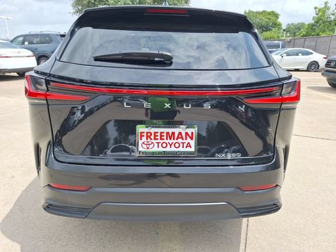 Used 2025 Lexus NX 250 FWD w/ Accessory Package (2T) image 5