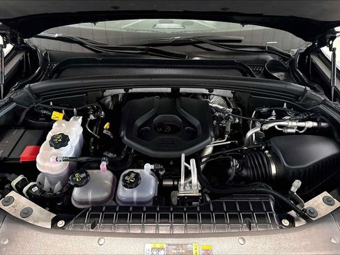 Used 2023 Jeep Grand Cherokee 4WD 4xe w/ Luxury Tech Group II image 24