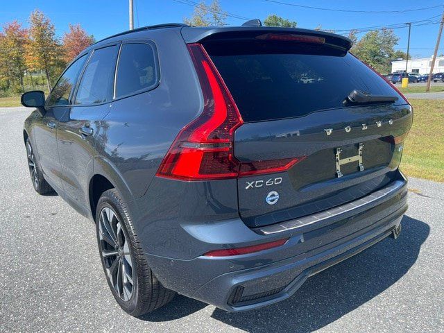 Used 2026 Volvo XC60 B5 Plus AWD/4WD image 2