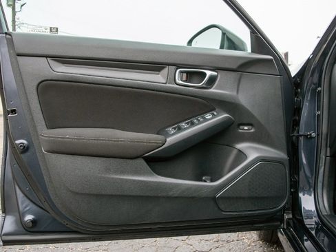 Used 2025 Honda Civic Sport image 24