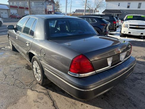 Used 2005 Ford Crown Victoria Police Interceptor RWD image 7