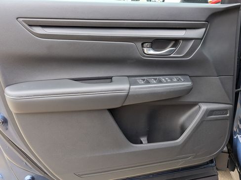 Used 2024 Honda CR-V EX image 12