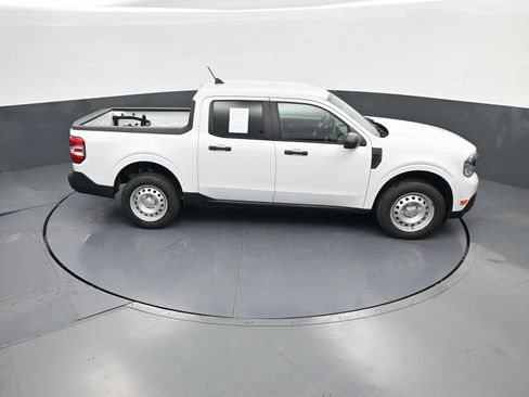 Used 2023 Ford Maverick XL image 33