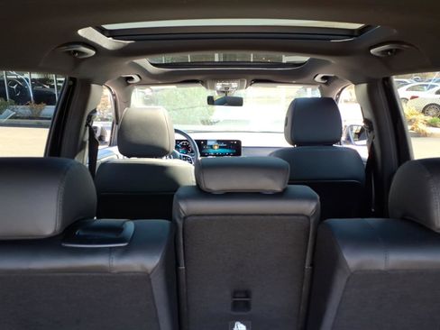 Certified 2022 Mercedes-Benz GLB 250 4MATIC image 16