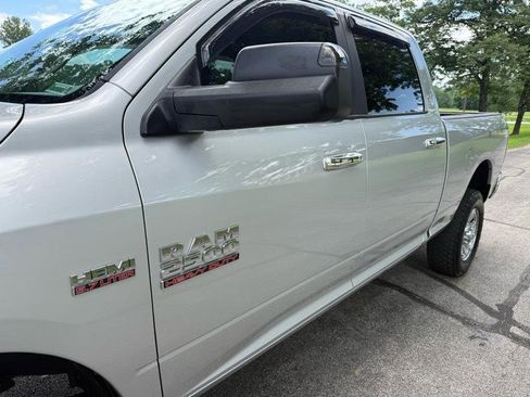 Used 2017 RAM 2500 SLT AWD/4WD image 13