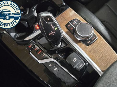 Used 2019 BMW X3 xDrive30i w/ Driving Assistance Package AWD/4WD image 19