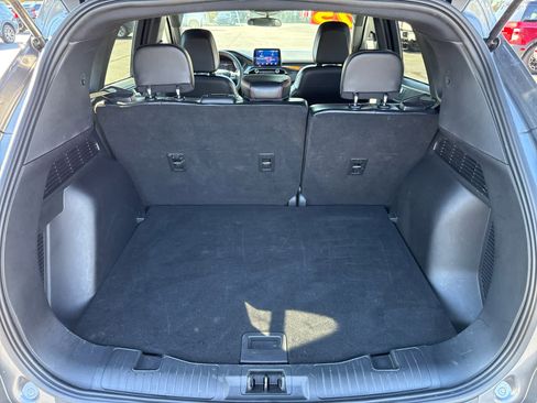 Used 2025 Ford Escape ST-Line image 25