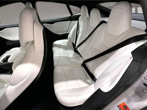Used 2017 Tesla Model S 100D AWD/4WD image 25