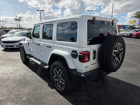 New 2026 Jeep Wrangler Sahara AWD/4WD image 8