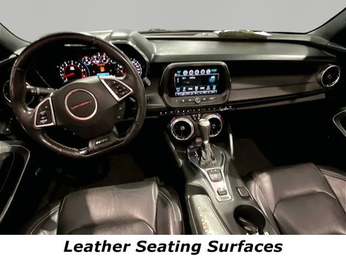 Used 2017 Chevrolet Camaro SS RWD image 7
