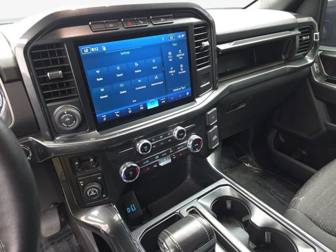 Used 2022 Ford F150 XLT w/ Equipment Group 302A High AWD/4WD image 17
