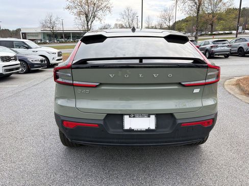 Used 2023 Volvo C40 P8 Recharge Ultimate image 10