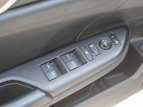 Used 2020 Honda Civic EX-L image 26