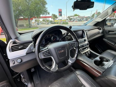 Used 2019 GMC Yukon SLT RWD image 11
