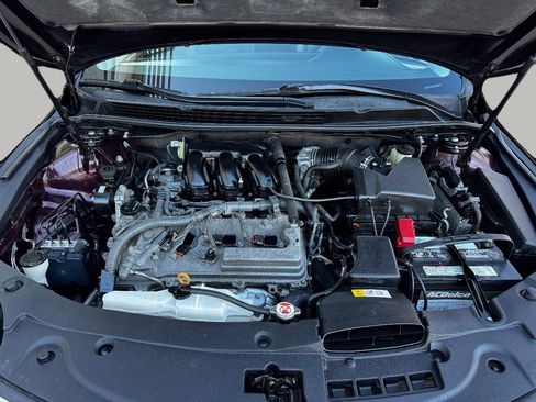 Used 2018 Toyota Avalon XLE image 13