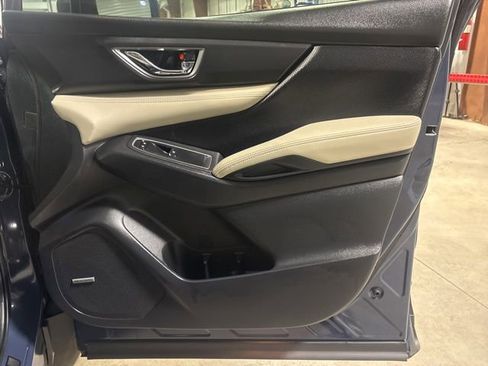 Used 2023 Subaru Ascent Limited w/ Technology Package image 8