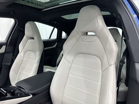 New 2025 Porsche Panamera 4 image 33