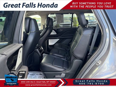 Used 2022 Lincoln Aviator Reserve w/ Equipment Group 201A AWD/4WD image 19