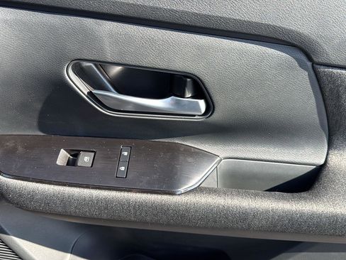 New 2026 Nissan Kicks SV image 29