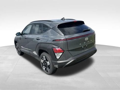 Used 2025 Hyundai Kona SEL AWD/4WD image 12