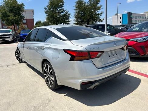 Used 2022 Nissan Altima 2.5 SR FWD image 5