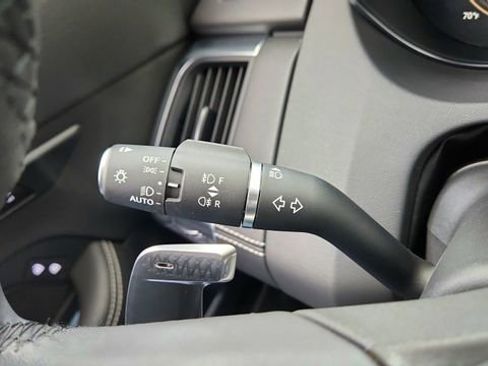 Used 2024 Jaguar E-PACE R-Dynamic SE image 41