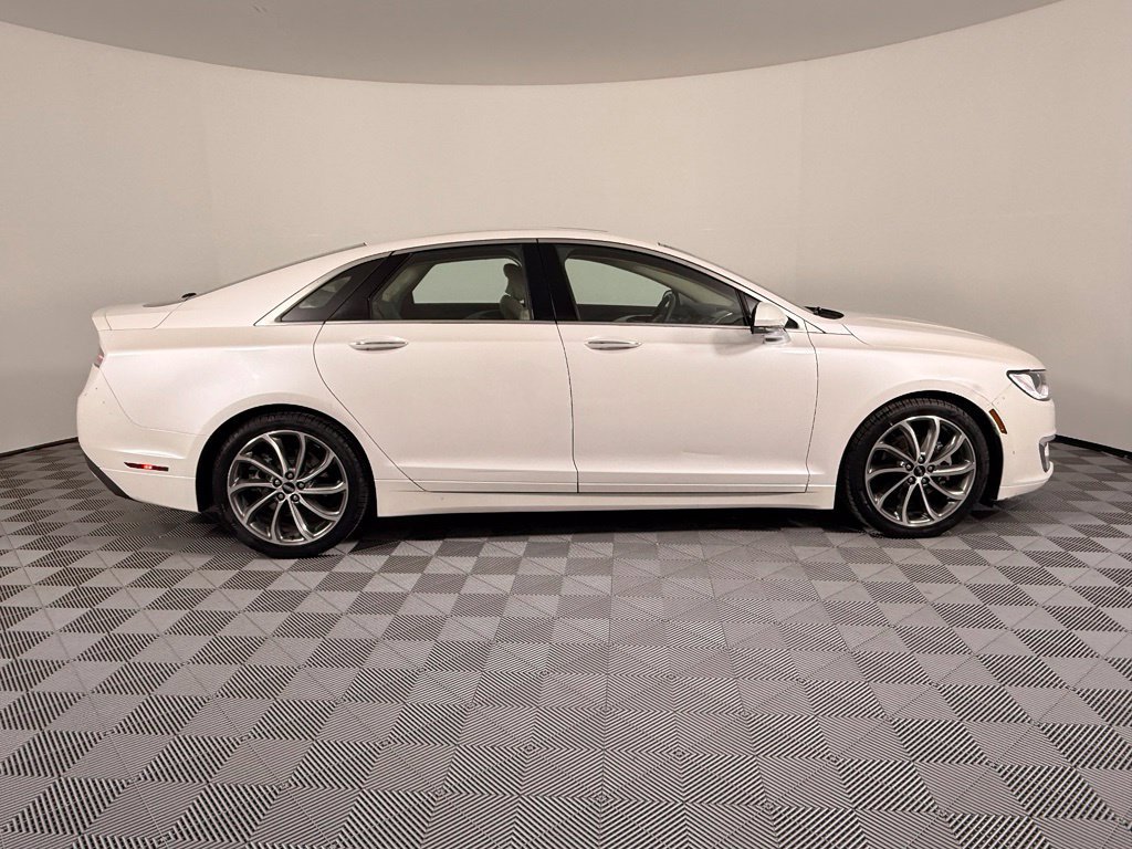 Used 2018 Lincoln MKZ Select w/ Select Plus Package AWD/4WD image 7