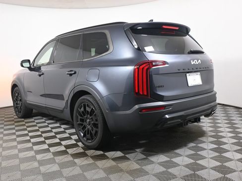 Used 2022 Kia Telluride EX w/ EX Premium Package AWD/4WD image 5