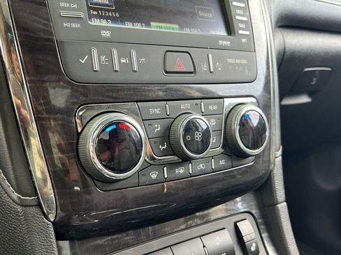 Used 2015 Buick Enclave Premium image 28